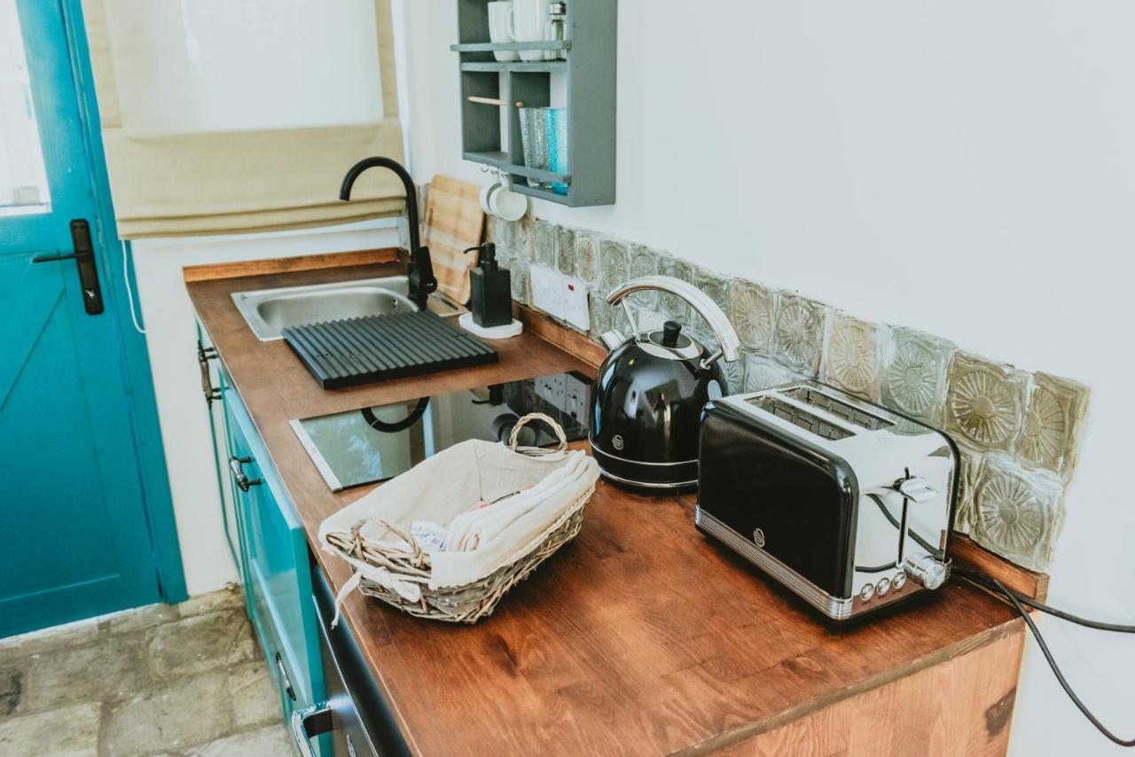 Sunside Inn Hotel Karpasa Ngoại thất bức ảnh